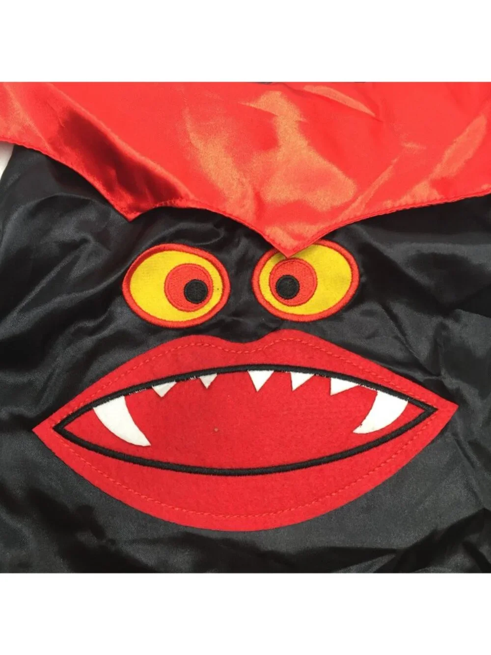 Dog Vampire Satin Cape Pet Halloween Costume Black Red Size Medium 14